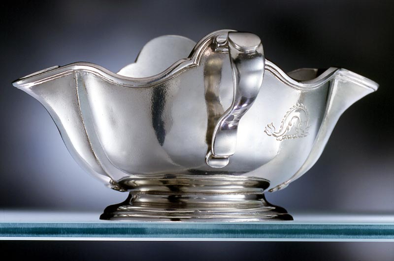 ma-gra gravy boat 21x10 - Valdi Best Metal